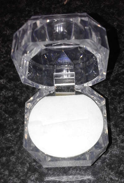 72 BOXES - CLEAR OCTAGONAL SHAPED RING BOXES